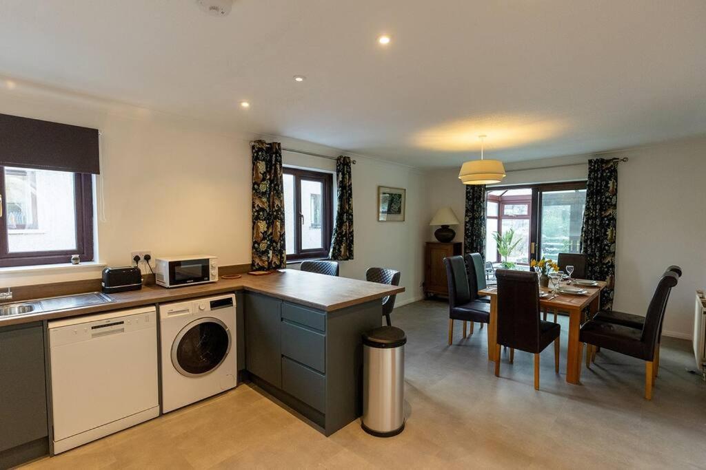 Underwood Cottage - Peaceful House In Kendal With Views Of Cumbria 外观 照片